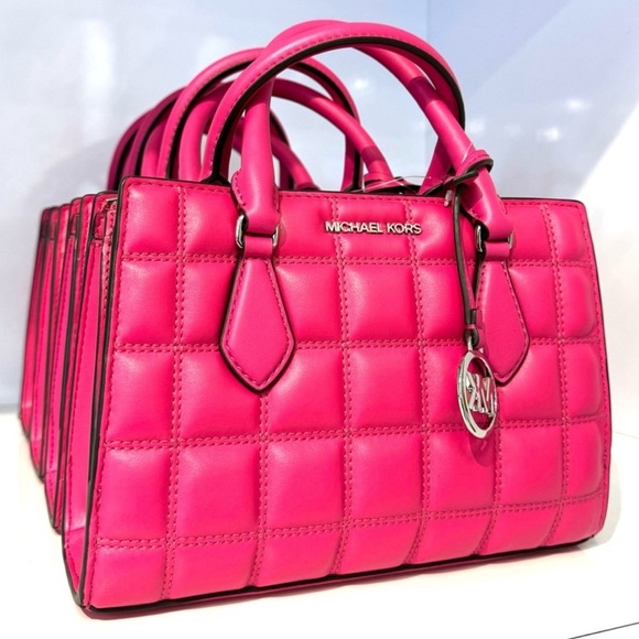 Michael Kors Small Quilted Sheila CZ Satchel Bag Vegan Material Dragonfruit Pink - Picture 1 of 6